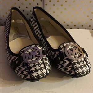 MK Michael Kors Houndstooth Ballet Flats